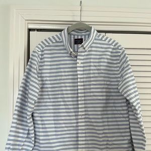 UNTUCKit Medium Slim Fit Men’s White and Blue Sttiped Button Down